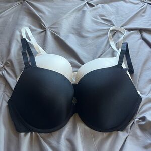 Black and White Women's Bra Set